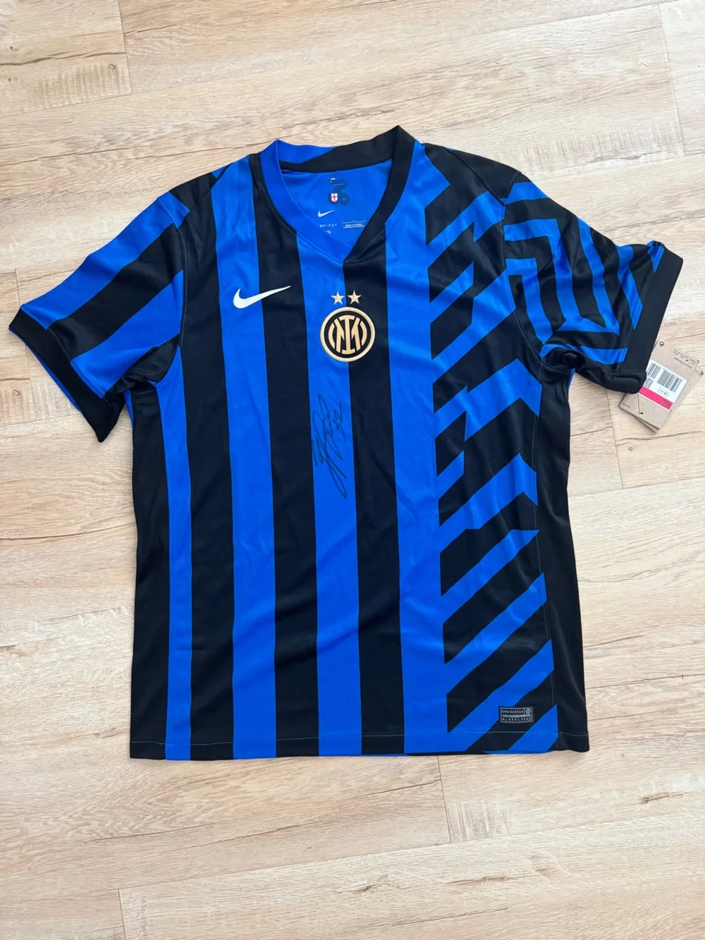Nike Inter Milan Men's Soccer Jersey Black & Blue Signed Federico Dimarco 32